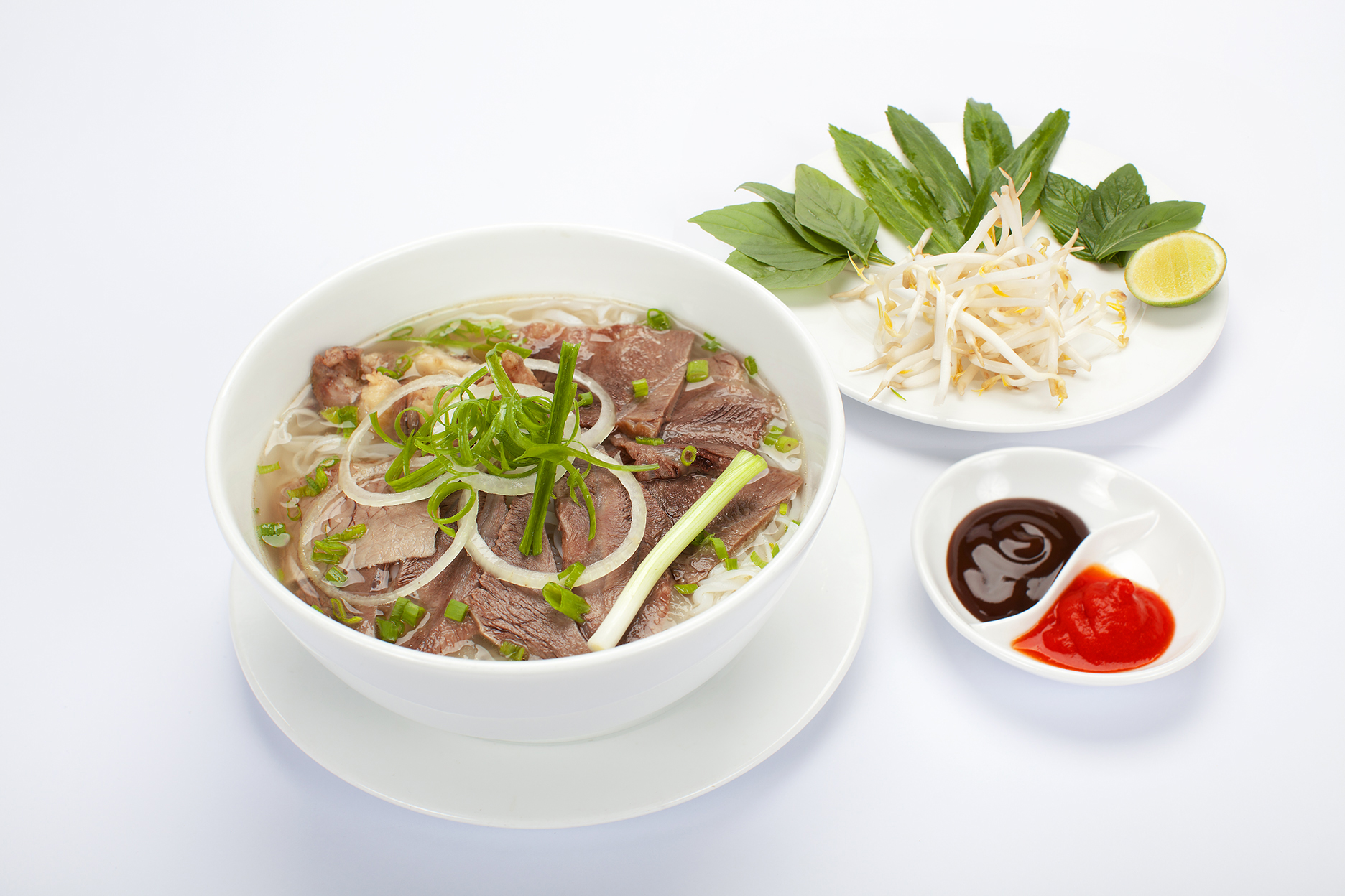 Top Must-eat Dishes & Dining Spots In Saigon for Foodies