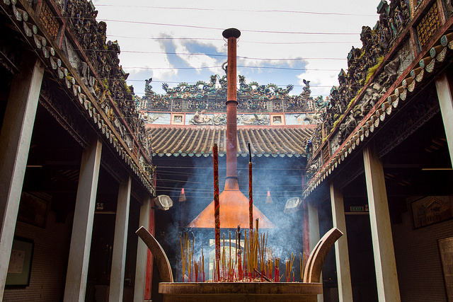 Top 6 beautiful temples in Saigon that you should visit Thien Hau Temple
