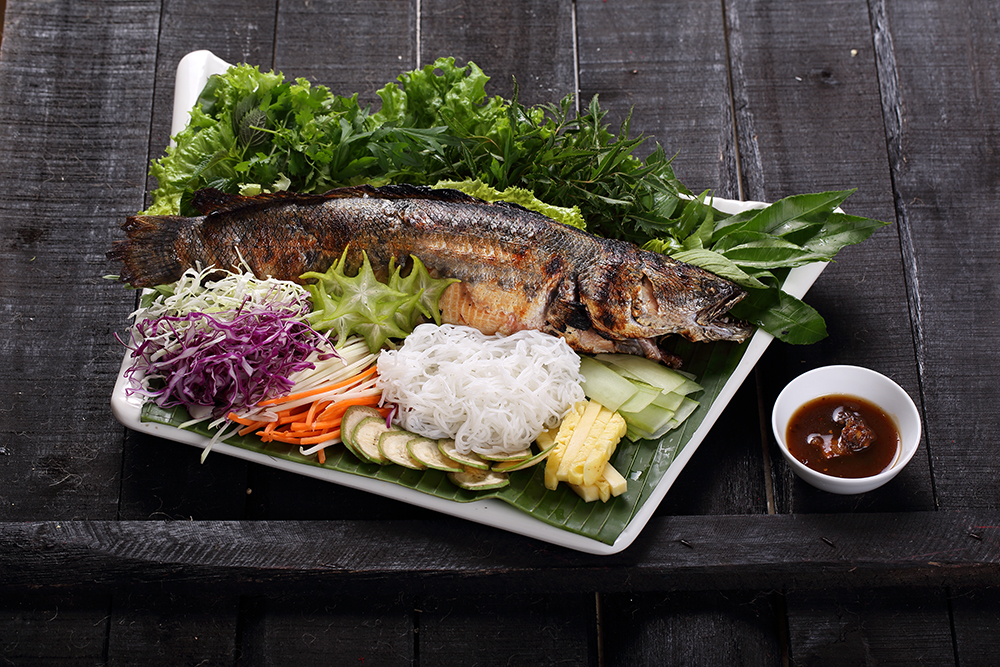 top 8 food in Mekong Delta you should try when come here when you come here grilled snakehead fish