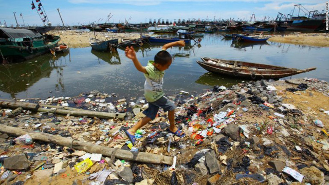 mekong delta trash