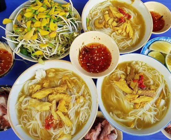 Noodles cooked with fish broth - cuisine mekong delta