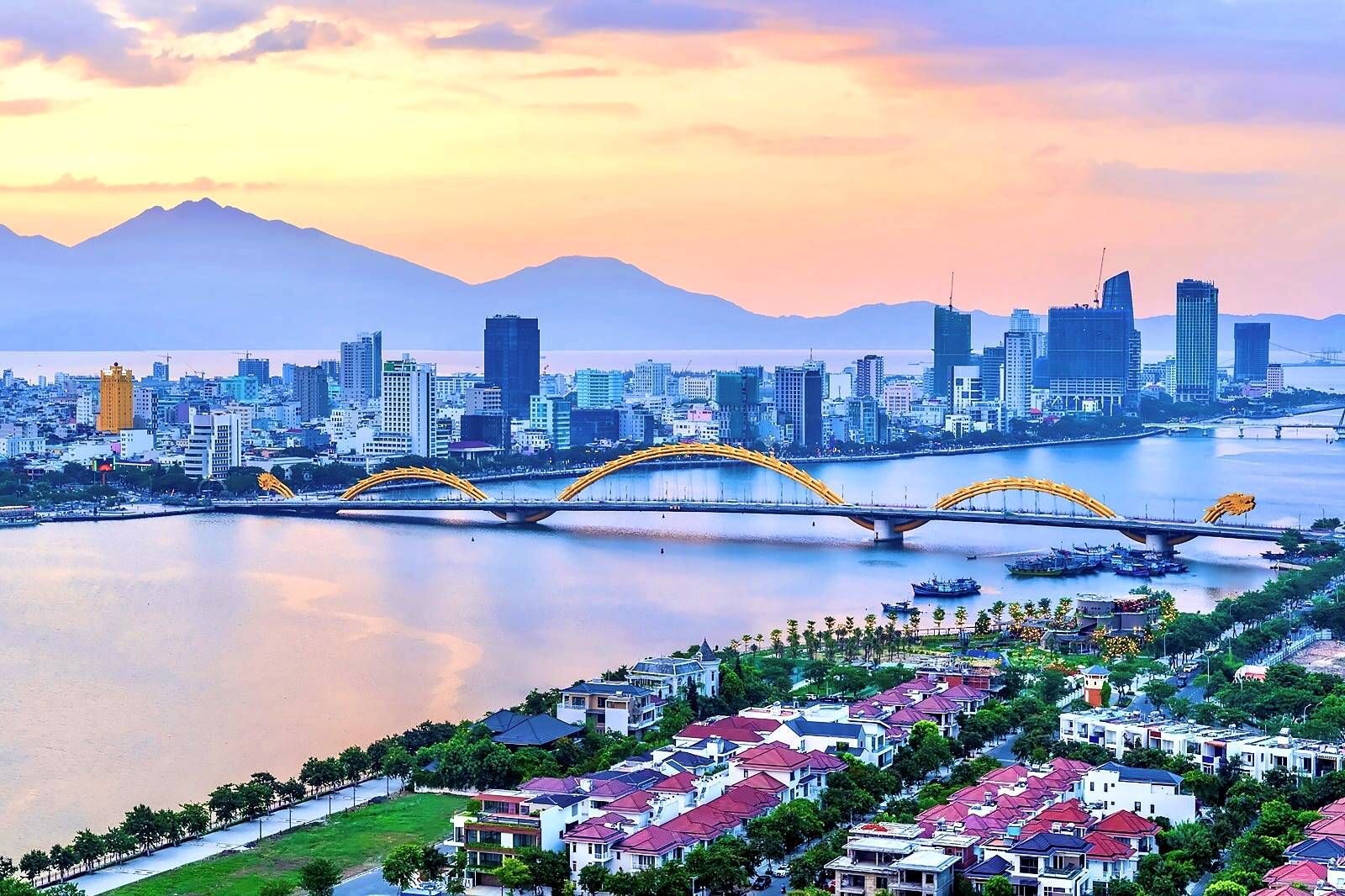 A Day in Vietnam 15-day tour: Must-Visit Destinations in Da Nang: A City of Contrasts