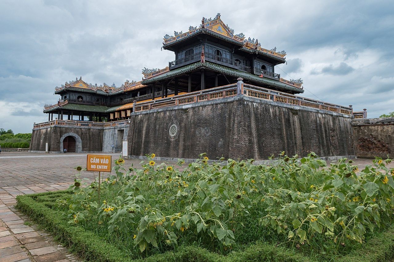 A Day in Vietnam 15-day tour: Hue - Imperial Majesty and Cultural Charm