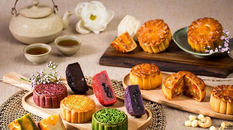 Travel Vietnam: Experience the Heartwarming Flavors of Mid-Autumn Mooncakes