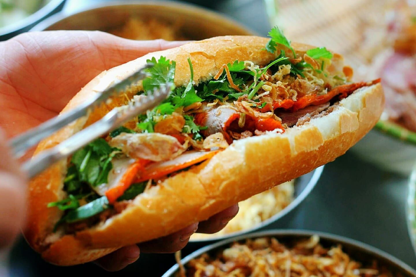 15-days-in-vn---banh-mi-hn---innoviet-travel