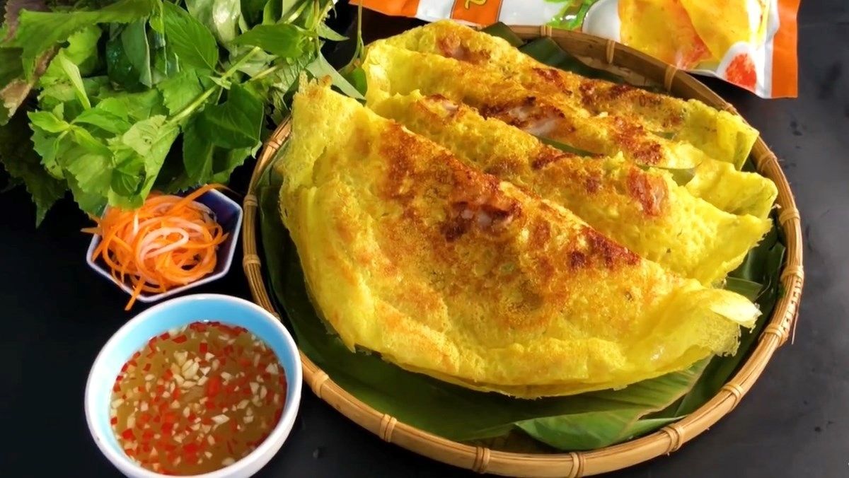 sg-foodtour---banh-xeo---innoviet-travel