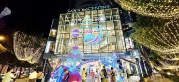 Unveiling Saigon's Glittering Charm: A Spectacular Christmas Experience in 2023