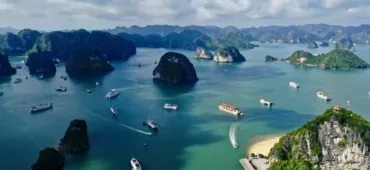 Travel Tips for an Unforgettable Ha Long Bay Adventure: Cruise, Caves, and Kayaking