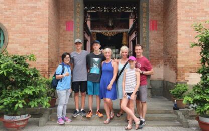 A Street Food Guide to District 4: Where Locals Really Eat in Ho Chi Minh City