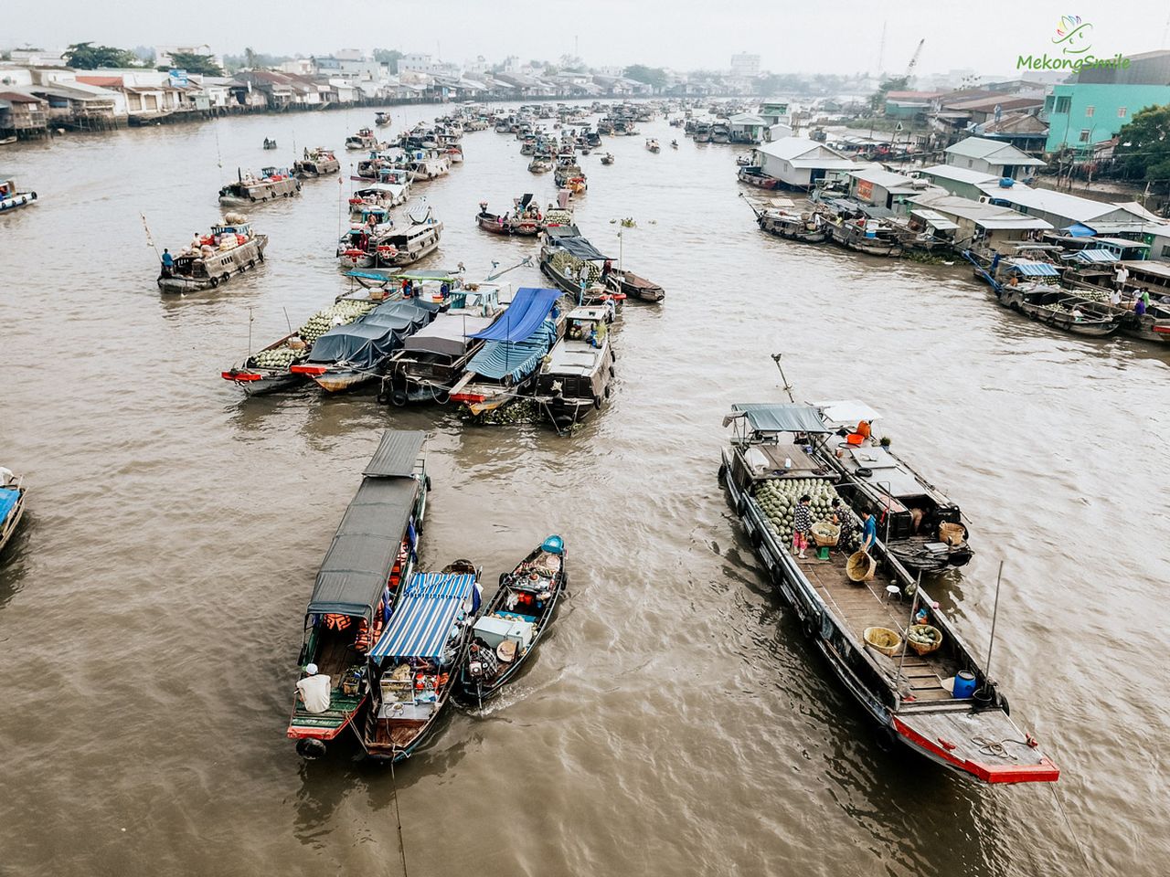 Cai rang floating market